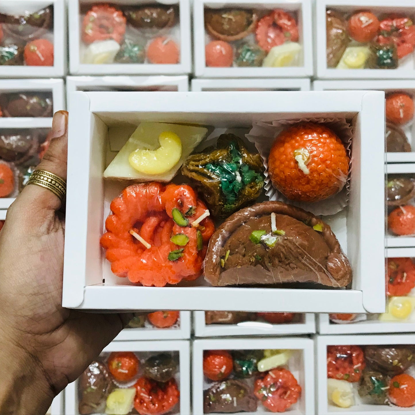 Anmol Meetha Box