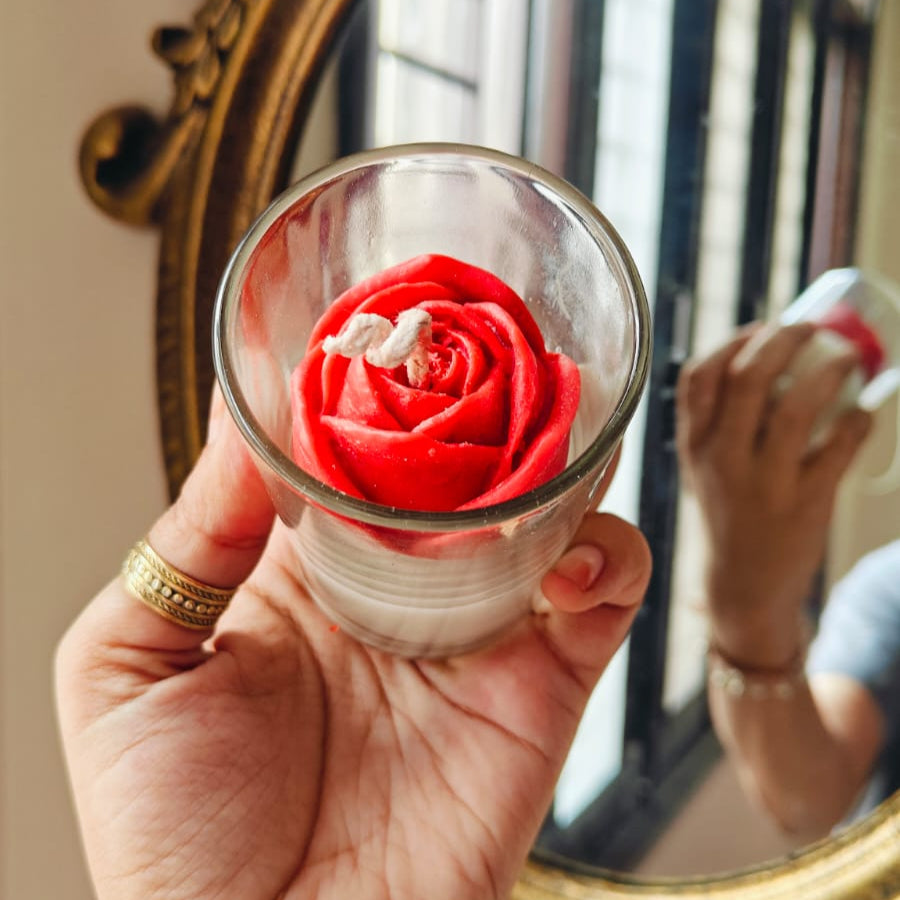 Blooming Rose candle