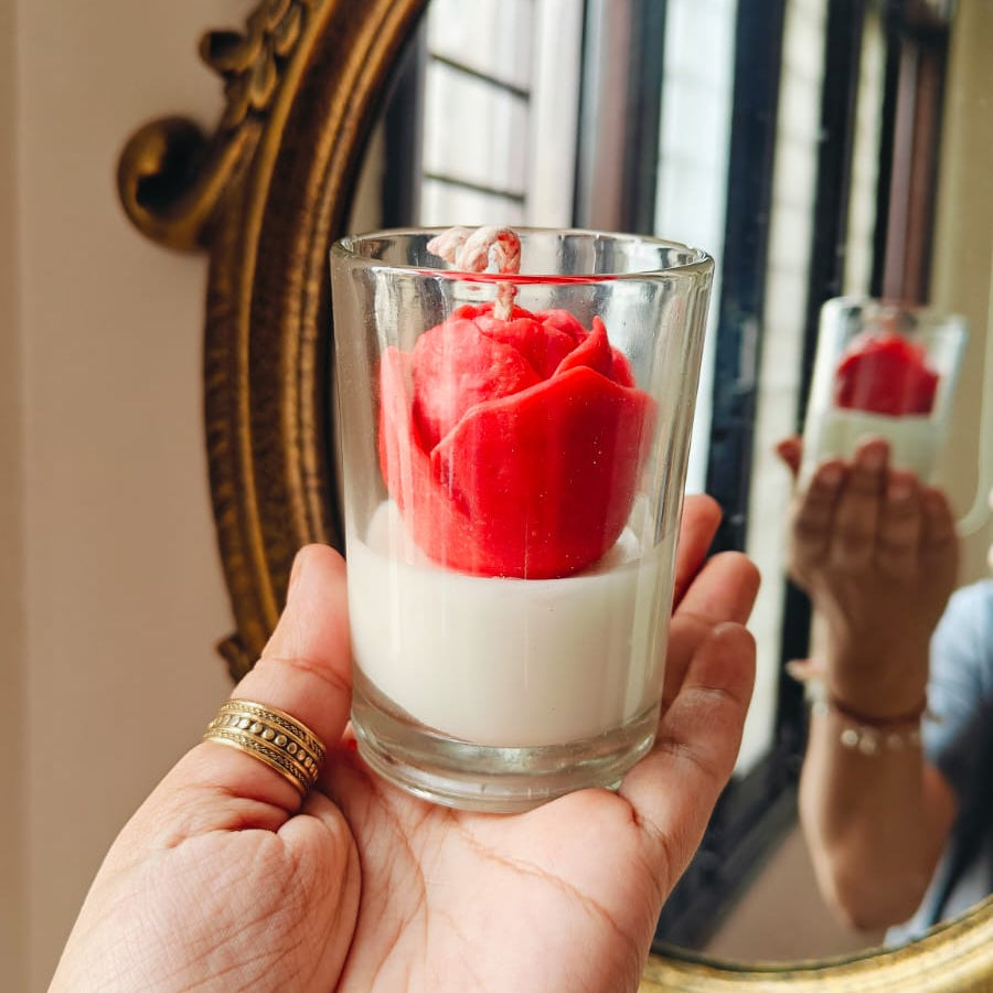 Blooming Rose candle