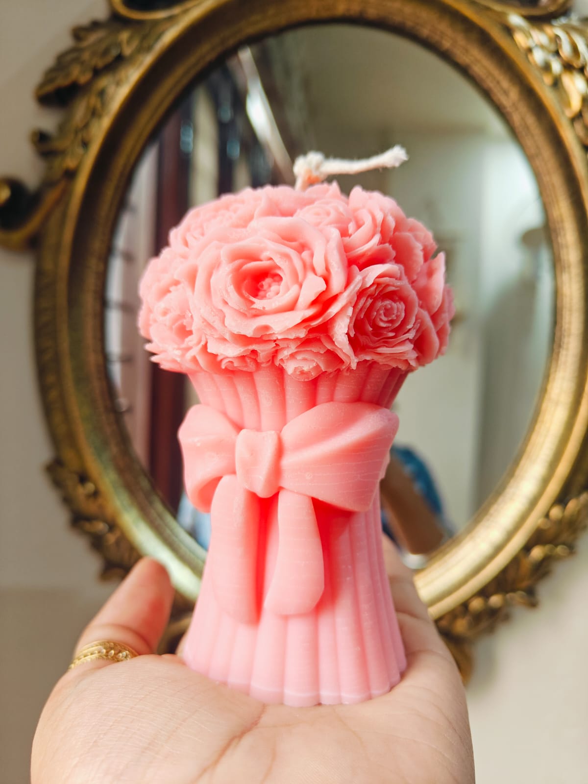 Bouquet Candle with a knot