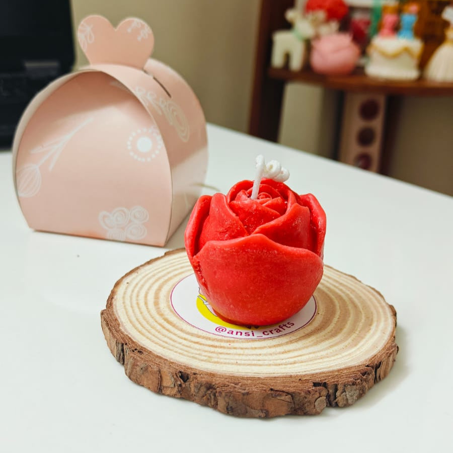 Blooming Rose candle